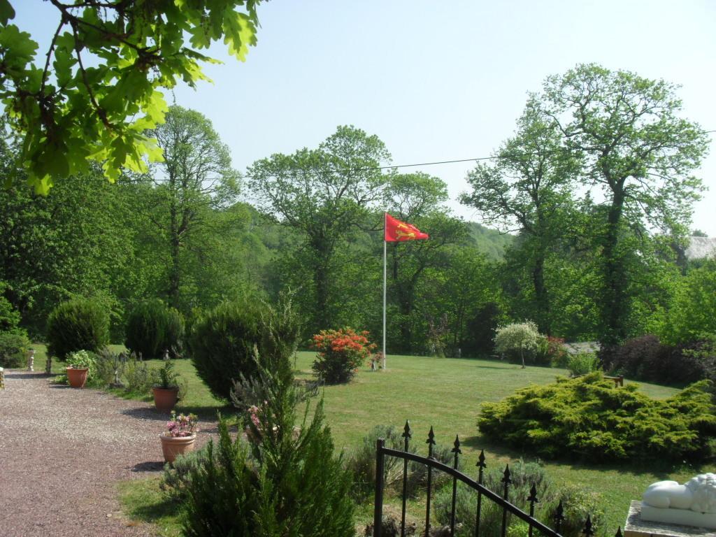 La Chevallerie B&B Isigny-le-Buat Екстериор снимка