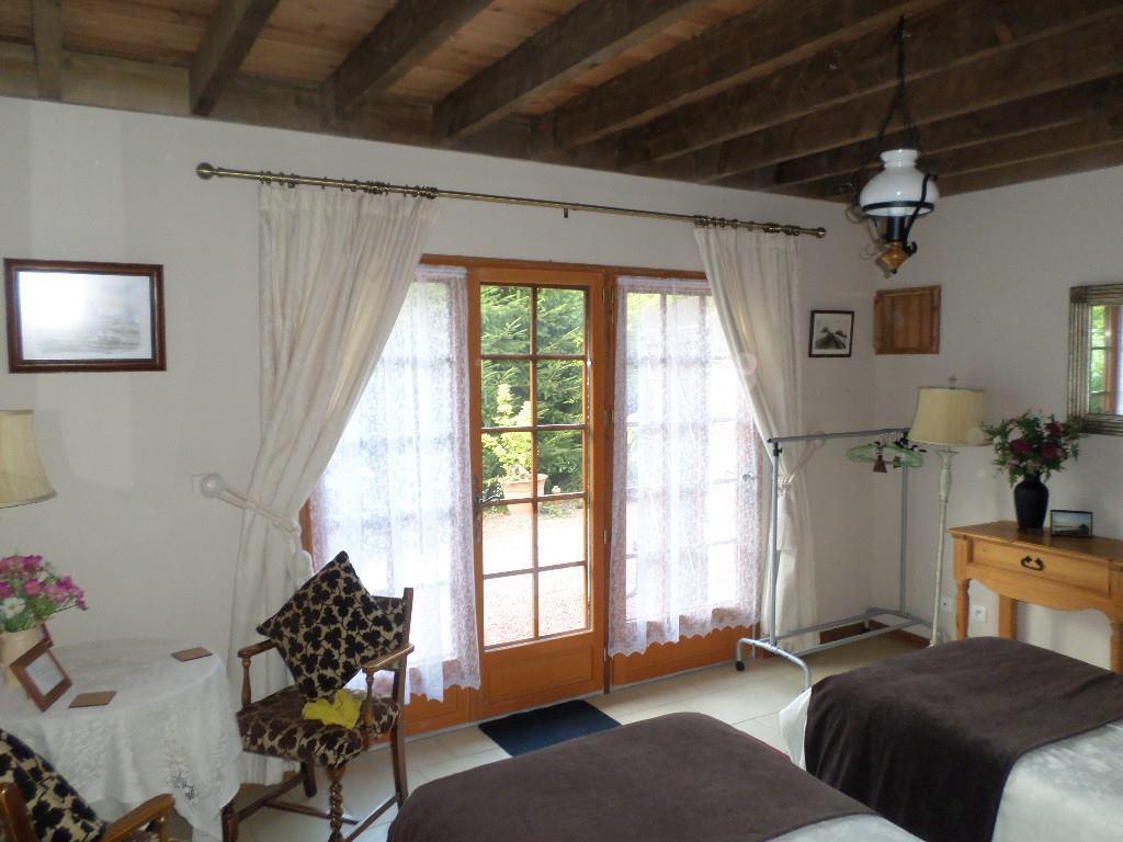 La Chevallerie B&B Isigny-le-Buat Екстериор снимка